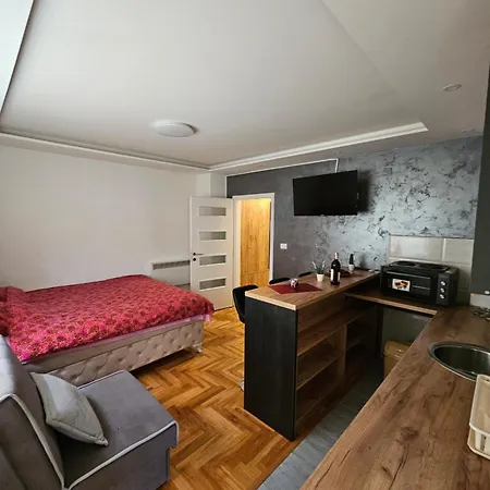 Lukijan Διαμέρισμα