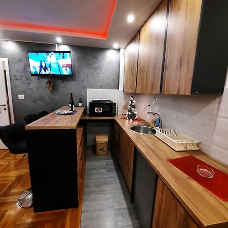 Lukijan Apartamento